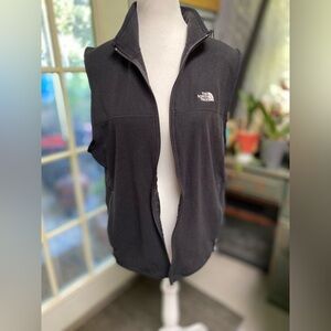 The North Face Black fleece vest vip up men’s large